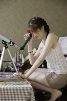 不扣纽扣的女孩电影